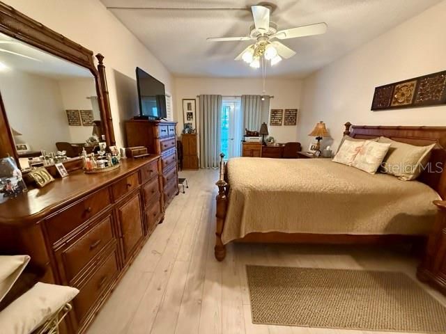 For Rent: $1,800 (2 beds, 2 baths, 1095 Square Feet)