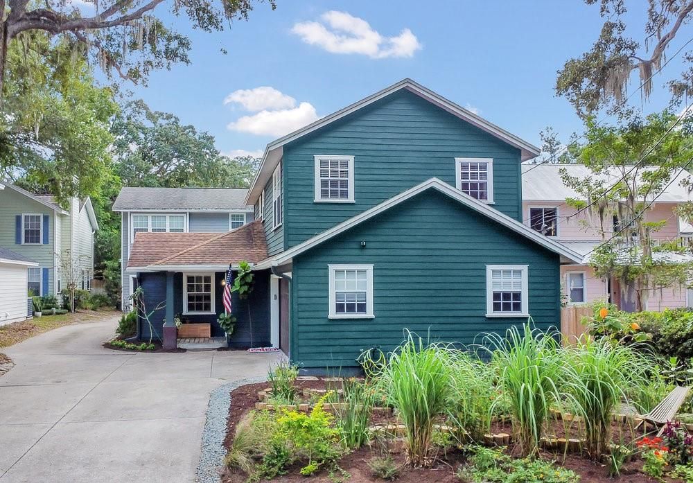 Activo con contrato: $468,000 (3 camas, 2 baños, 1402 Pies cuadrados)