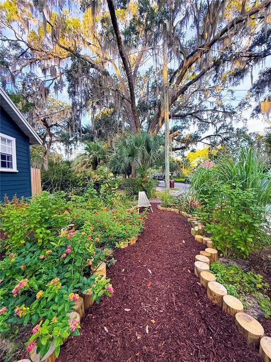 Activo con contrato: $468,000 (3 camas, 2 baños, 1402 Pies cuadrados)