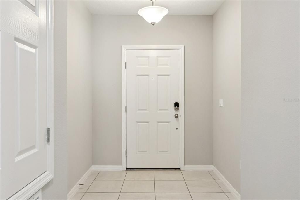 待售: $440,000 (4 贝兹, 3 浴室, 2098 平方英尺)