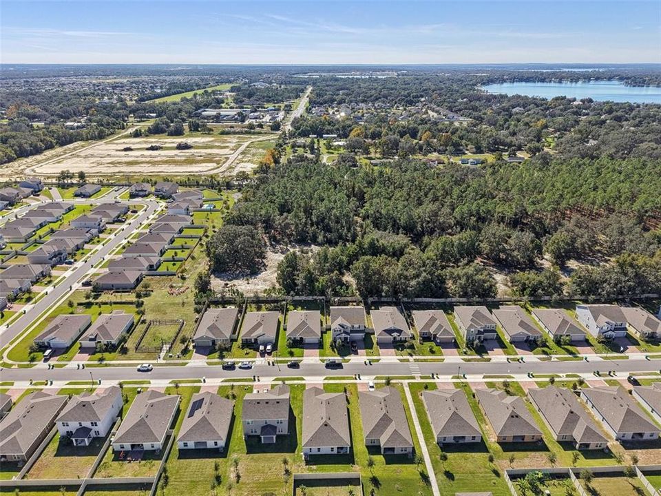 待售: $440,000 (4 贝兹, 3 浴室, 2098 平方英尺)