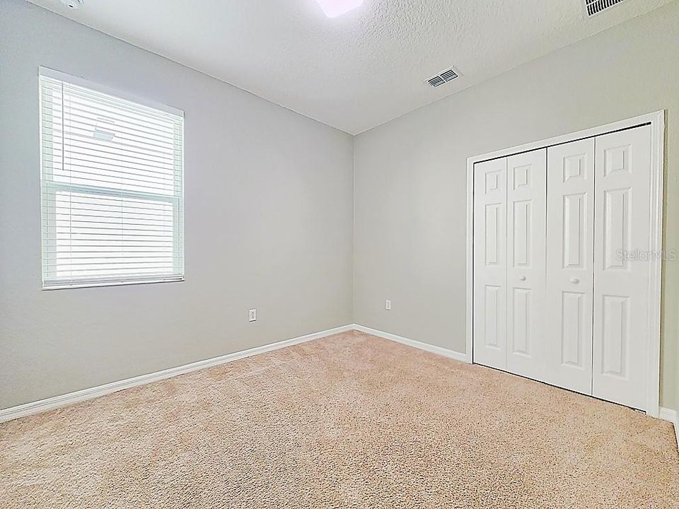 В аренду: $2,200 (4 спален, 2 ванн, 1495 Квадратных фут)