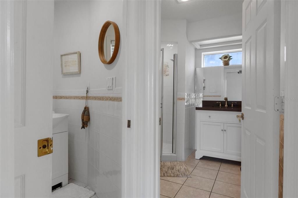 For Sale: $1,050,000 (3 beds, 2 baths, 1949 Square Feet)