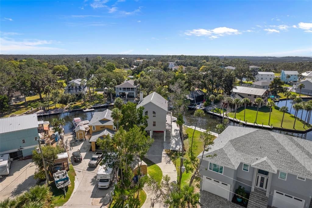 For Sale: $1,050,000 (3 beds, 2 baths, 1949 Square Feet)