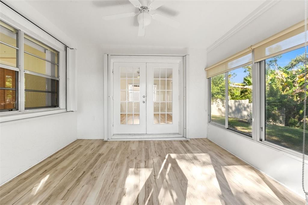 Activo con contrato: $270,000 (2 camas, 2 baños, 1345 Pies cuadrados)