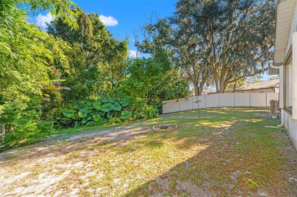 Activo con contrato: $270,000 (2 camas, 2 baños, 1345 Pies cuadrados)