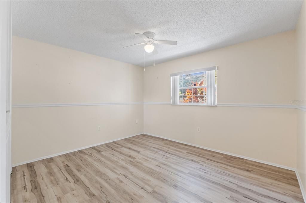 Activo con contrato: $270,000 (2 camas, 2 baños, 1345 Pies cuadrados)