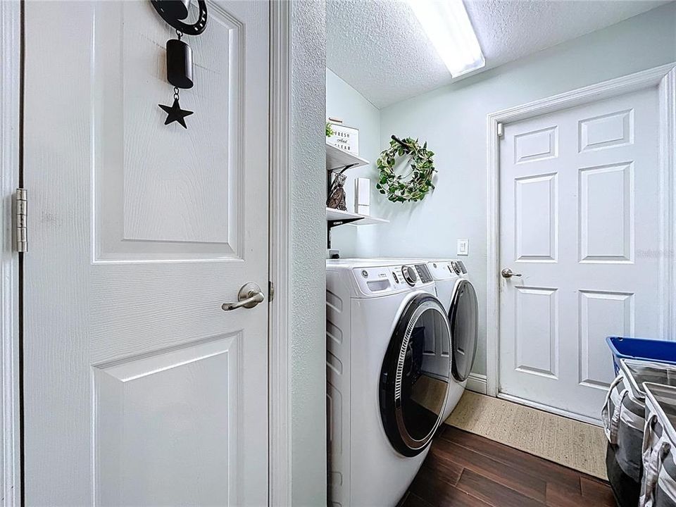 En Venta: $263,900 (3 camas, 2 baños, 1406 Pies cuadrados)