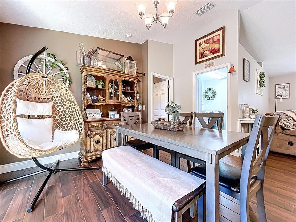 En Venta: $263,900 (3 camas, 2 baños, 1406 Pies cuadrados)