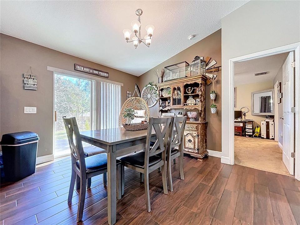 En Venta: $263,900 (3 camas, 2 baños, 1406 Pies cuadrados)