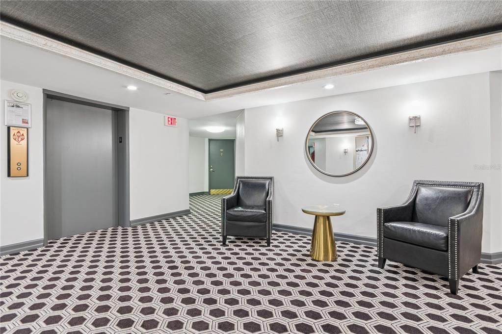 For Sale: $309,900 (2 beds, 2 baths, 1189 Square Feet)