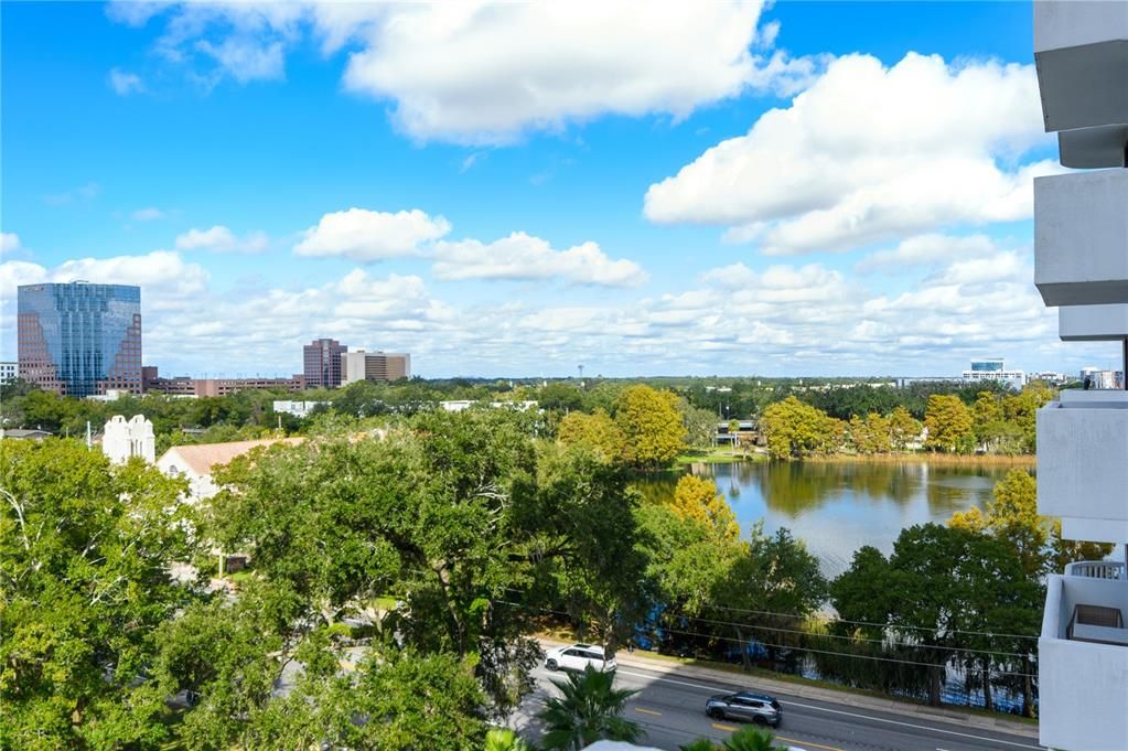 For Sale: $309,900 (2 beds, 2 baths, 1189 Square Feet)