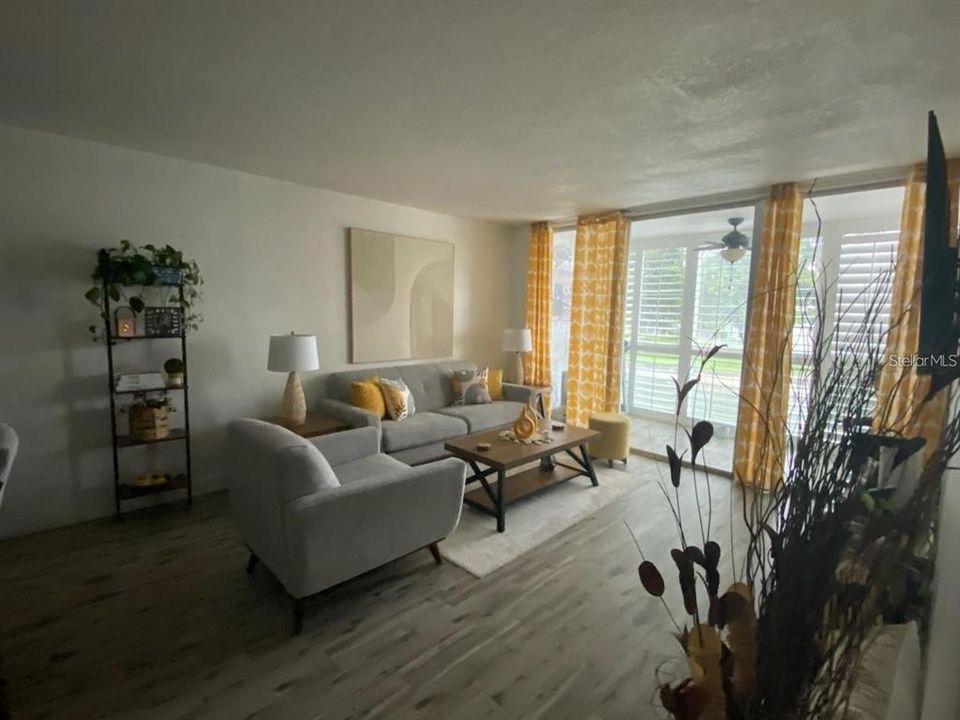 For Rent: $1,675 (1 beds, 1 baths, 850 Square Feet)