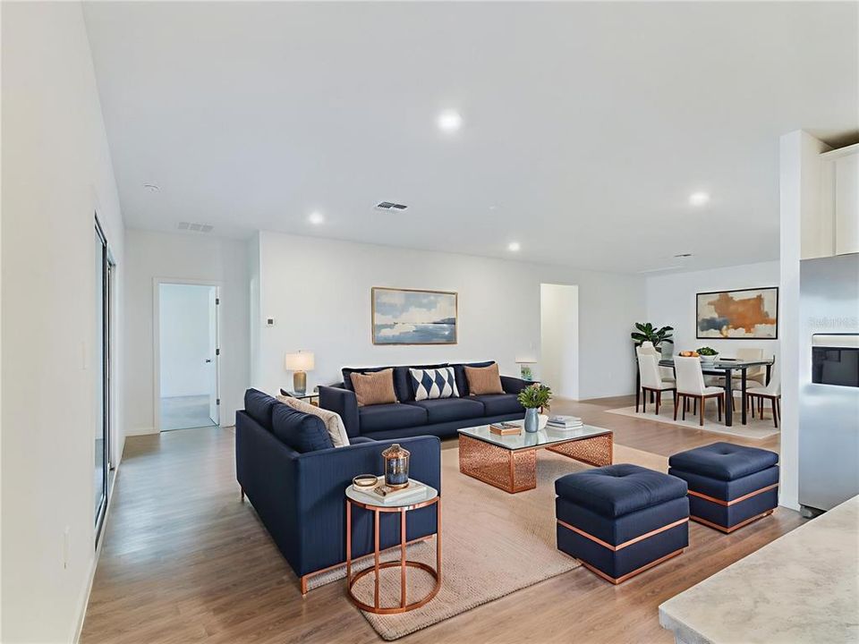 En Renta: $2,450 (4 camas, 3 baños, 2226 Pies cuadrados)