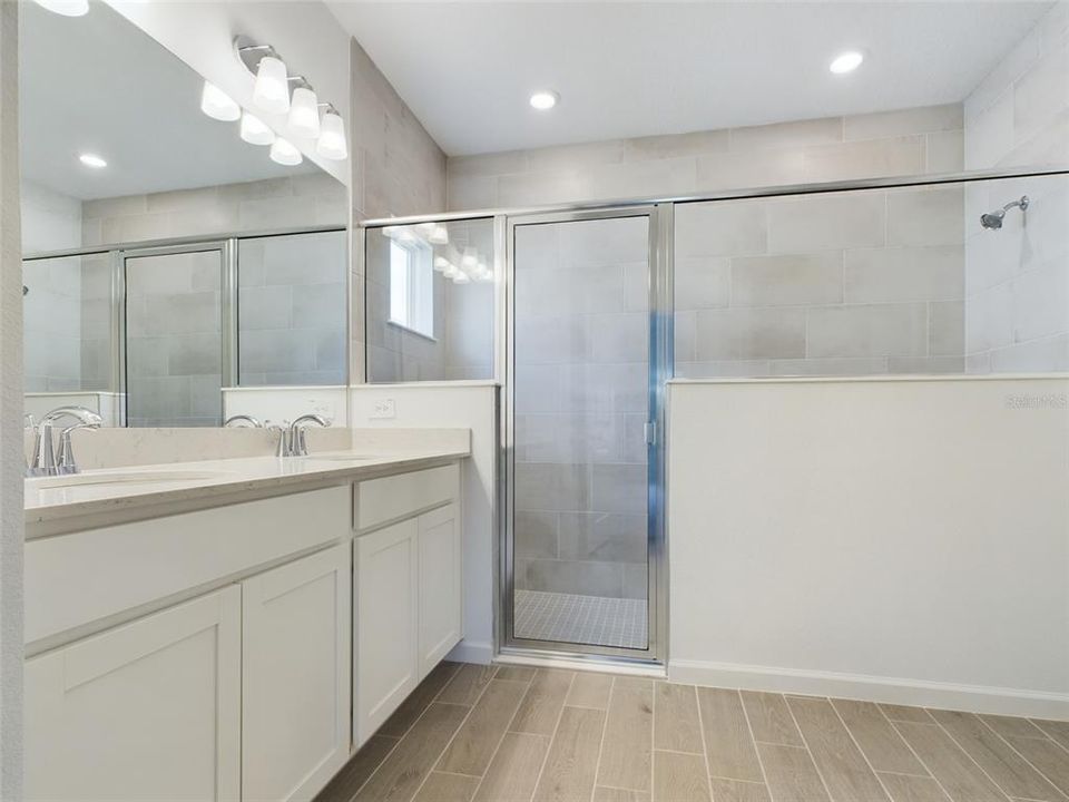 En Renta: $2,450 (4 camas, 3 baños, 2226 Pies cuadrados)