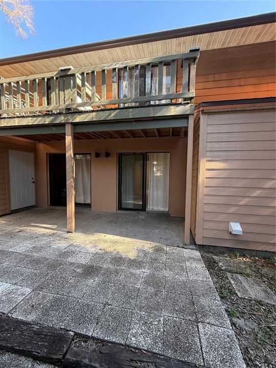 В аренду: $1,200 (2 спален, 1 ванн, 930 Квадратных фут)