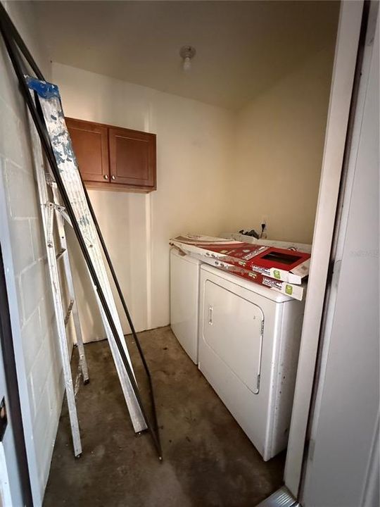 В аренду: $1,200 (2 спален, 1 ванн, 930 Квадратных фут)