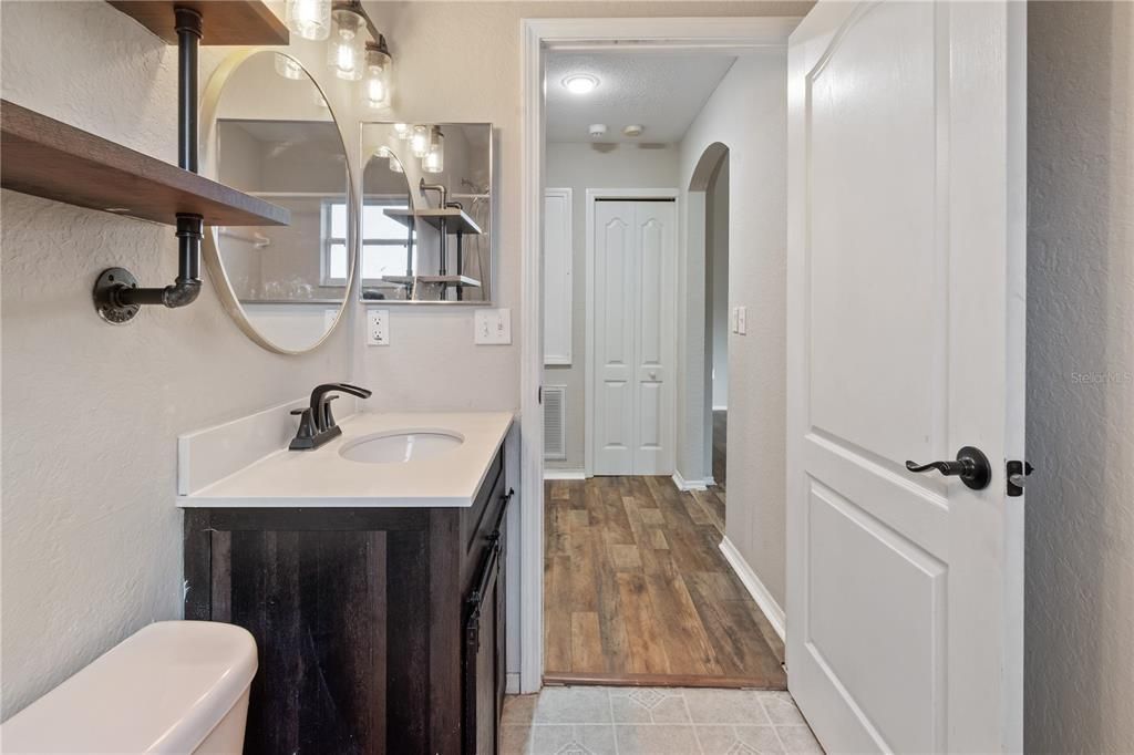 En Venta: $314,000 (3 camas, 2 baños, 1717 Pies cuadrados)