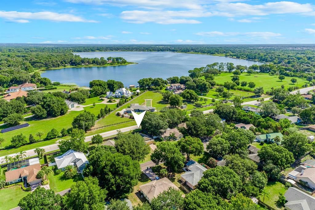 Под контрактом: $299,000 (3 спален, 2 ванн, 1400 Квадратных фут)