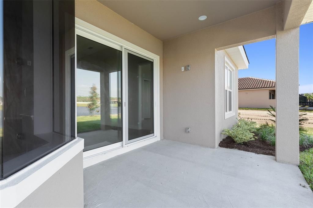 For Sale: $699,900 (4 beds, 3 baths, 2158 Square Feet)