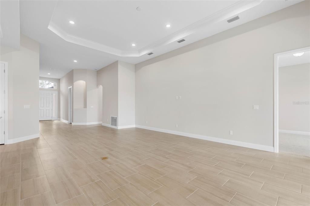 For Sale: $699,900 (4 beds, 3 baths, 2158 Square Feet)