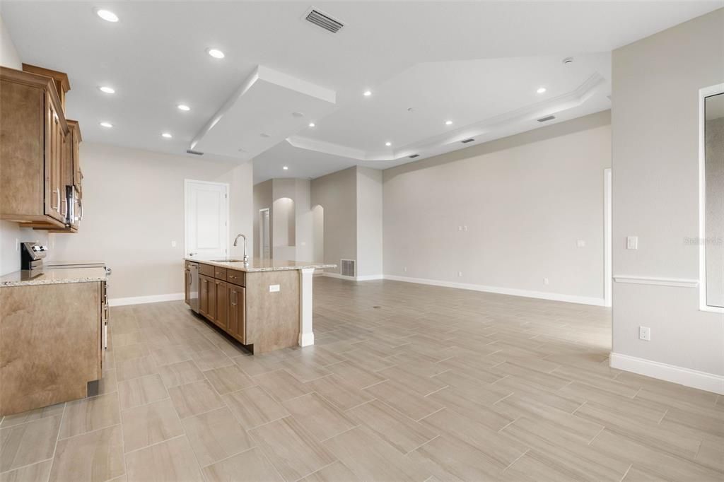 For Sale: $699,900 (4 beds, 3 baths, 2158 Square Feet)