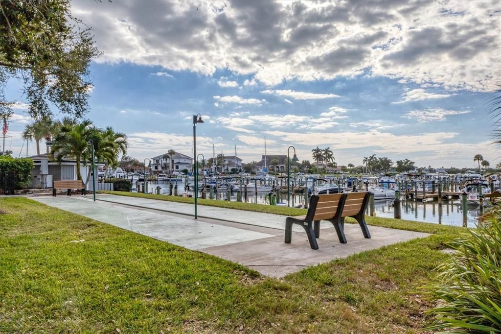 For Sale: $995,000 (3 beds, 2 baths, 1869 Square Feet)