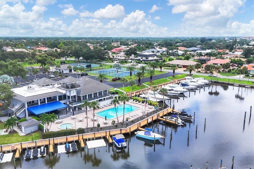 For Sale: $995,000 (3 beds, 2 baths, 1869 Square Feet)