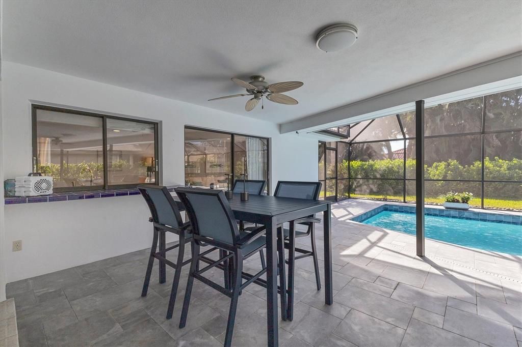 For Sale: $995,000 (3 beds, 2 baths, 1869 Square Feet)