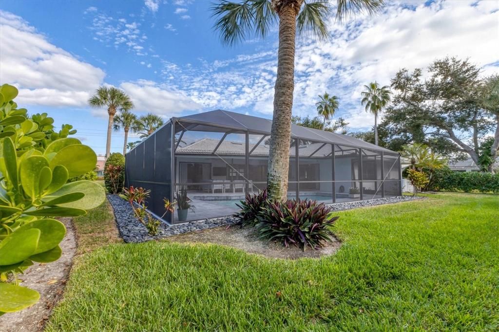 For Sale: $995,000 (3 beds, 2 baths, 1869 Square Feet)