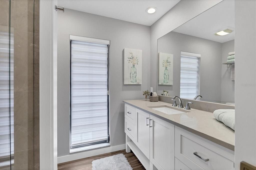 For Sale: $995,000 (3 beds, 2 baths, 1869 Square Feet)