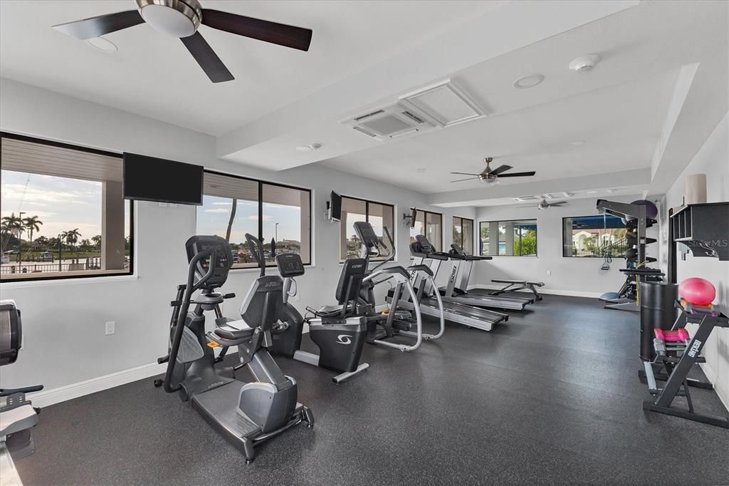 For Sale: $995,000 (3 beds, 2 baths, 1869 Square Feet)