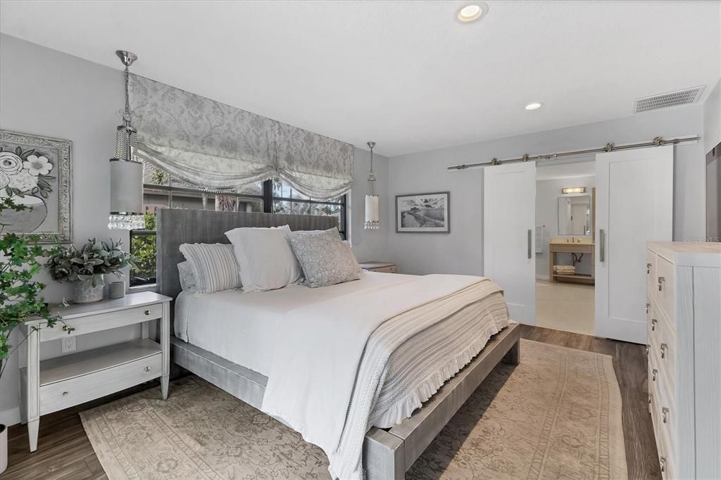 For Sale: $995,000 (3 beds, 2 baths, 1869 Square Feet)