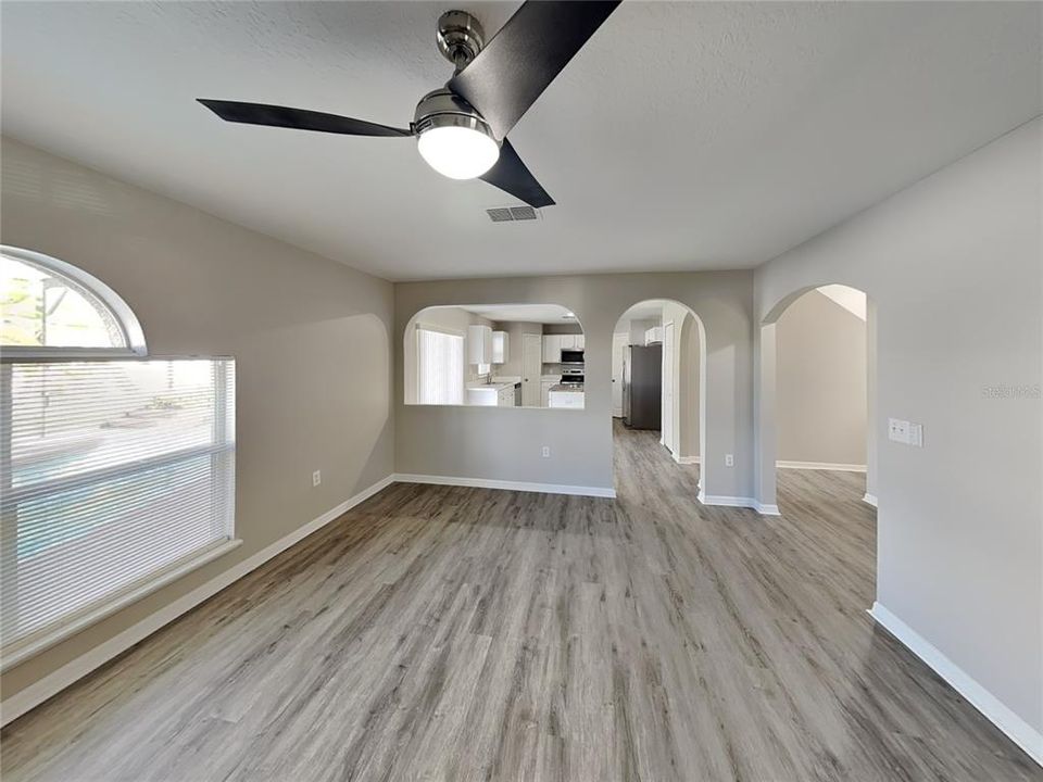 For Rent: $2,469 (3 beds, 2 baths, 2057 Square Feet)