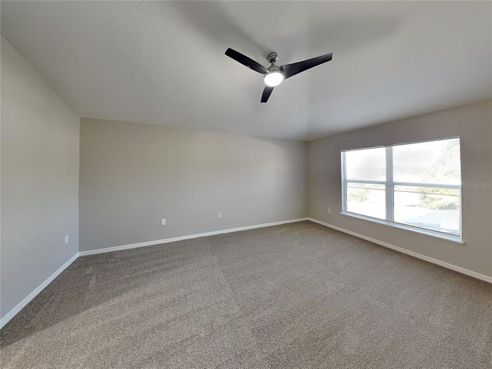 For Rent: $2,469 (3 beds, 2 baths, 2057 Square Feet)