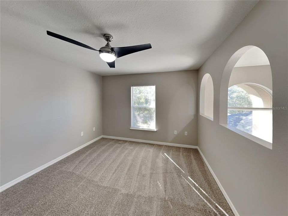 For Rent: $2,469 (3 beds, 2 baths, 2057 Square Feet)