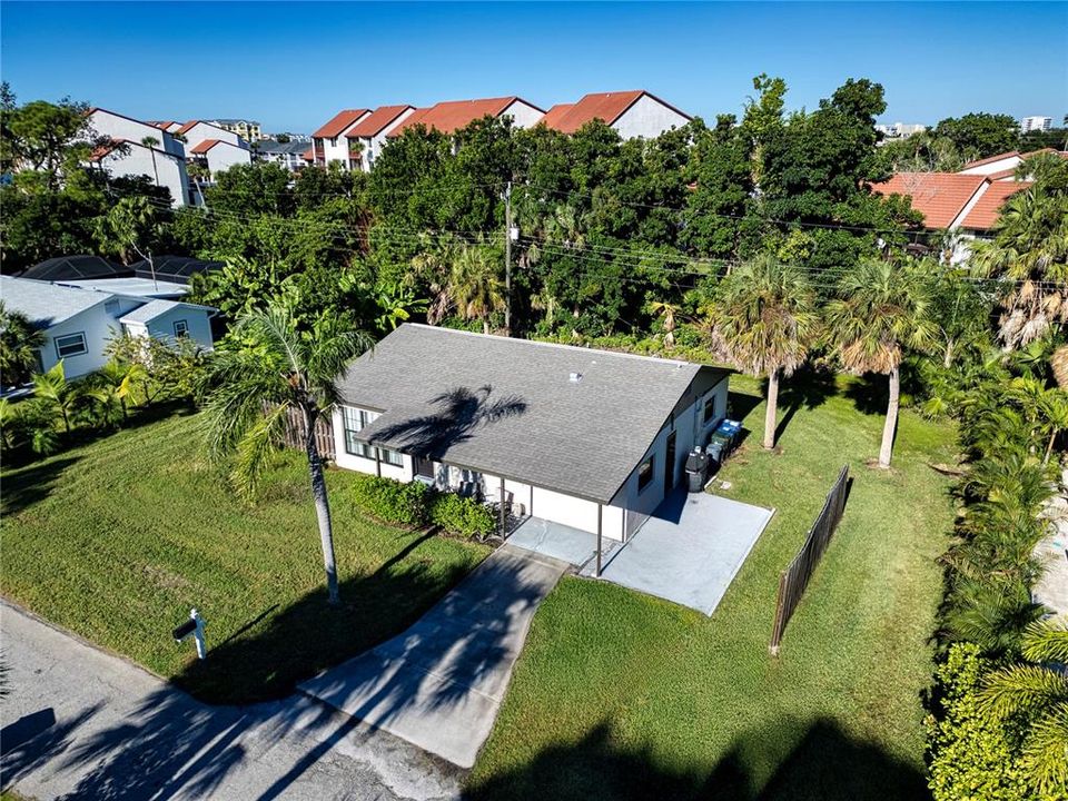 待售: $695,000 (2 贝兹, 2 浴室, 1248 平方英尺)