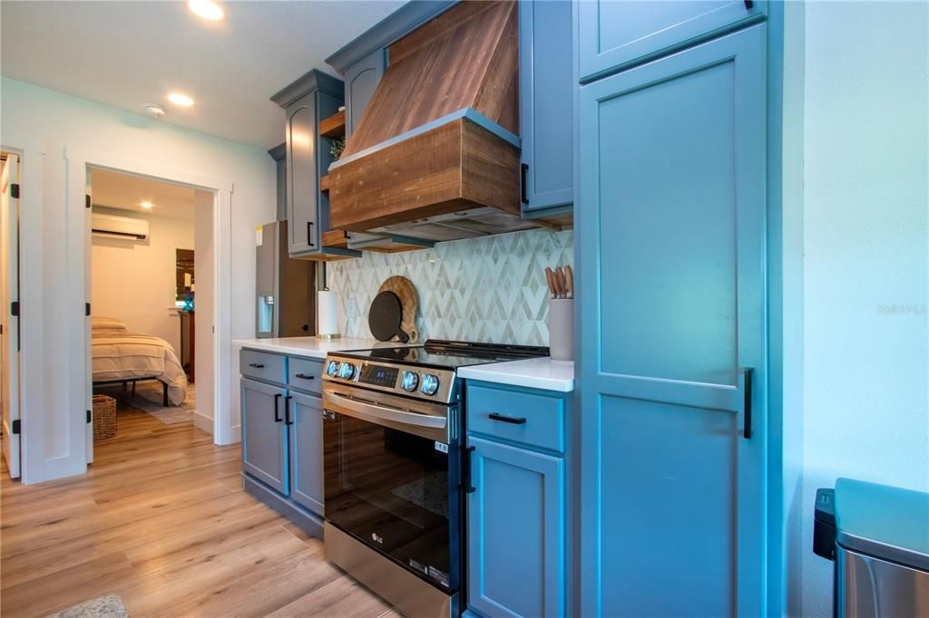 待售: $695,000 (2 贝兹, 2 浴室, 1248 平方英尺)