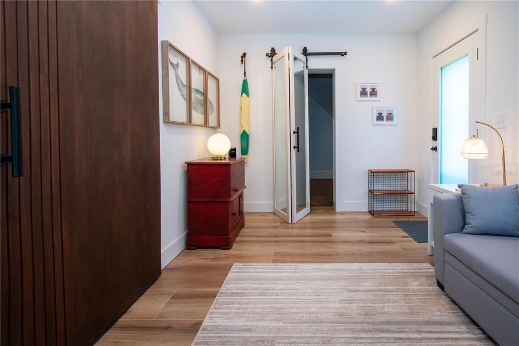 待售: $695,000 (2 贝兹, 2 浴室, 1248 平方英尺)