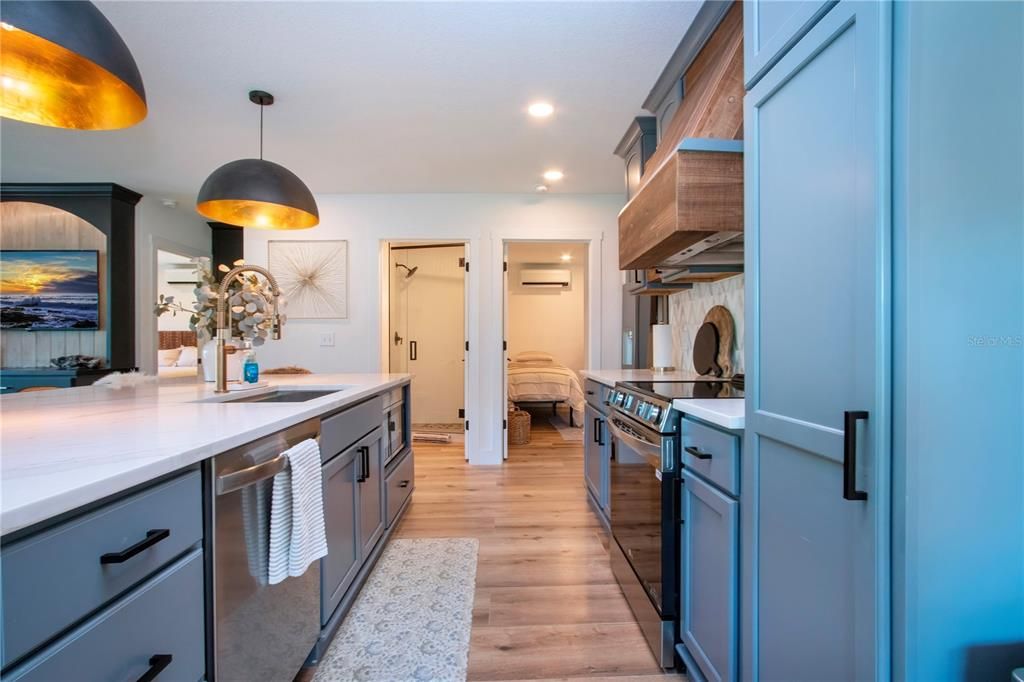 待售: $695,000 (2 贝兹, 2 浴室, 1248 平方英尺)