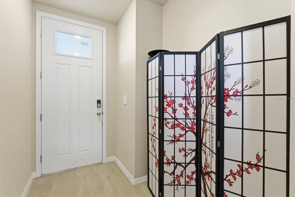 For Sale: $354,999 (4 beds, 2 baths, 1605 Square Feet)