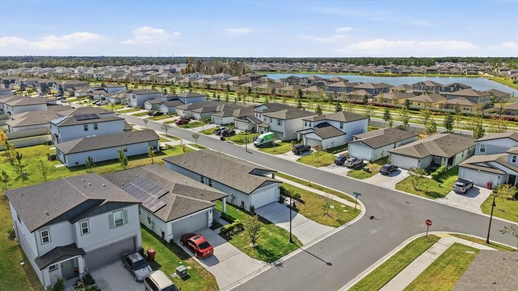 For Sale: $354,999 (4 beds, 2 baths, 1605 Square Feet)