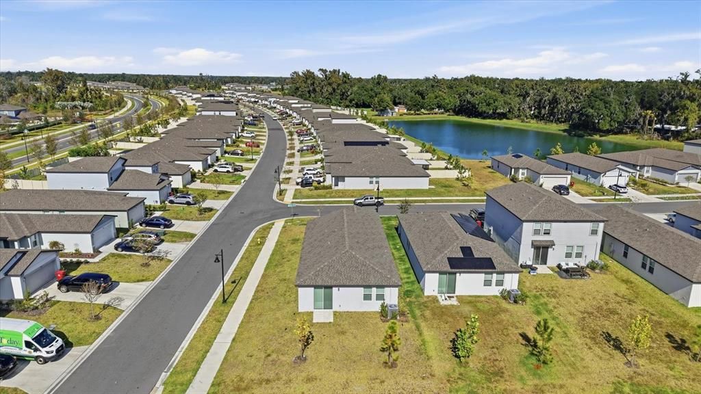 For Sale: $354,999 (4 beds, 2 baths, 1605 Square Feet)