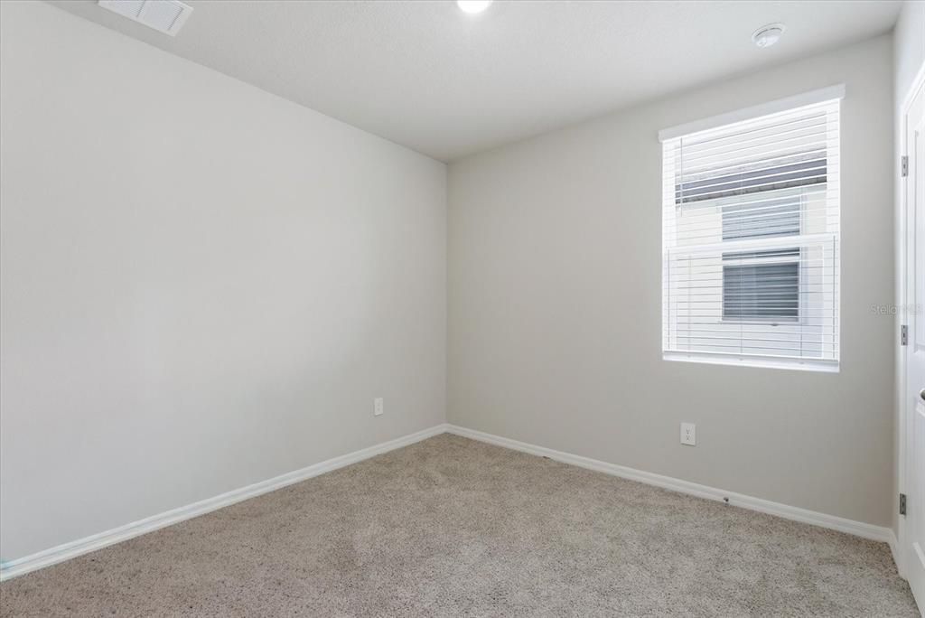 For Sale: $354,999 (4 beds, 2 baths, 1605 Square Feet)