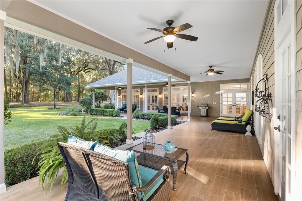 For Sale: $1,595,000 (5 beds, 4 baths, 4176 Square Feet)