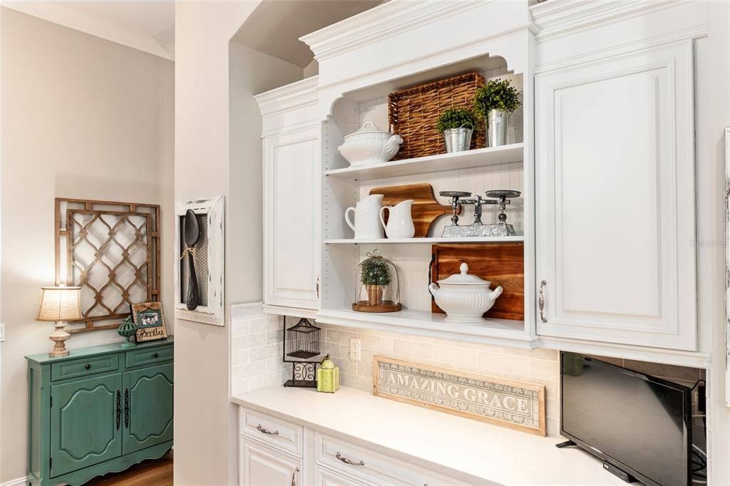 For Sale: $1,595,000 (5 beds, 4 baths, 4176 Square Feet)