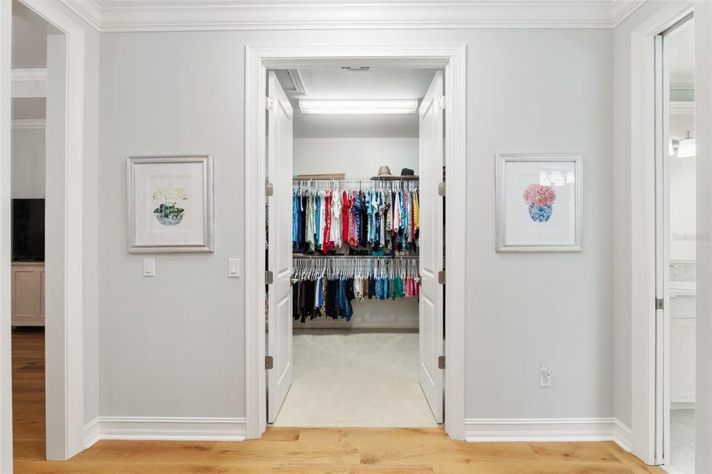 For Sale: $1,595,000 (5 beds, 4 baths, 4176 Square Feet)