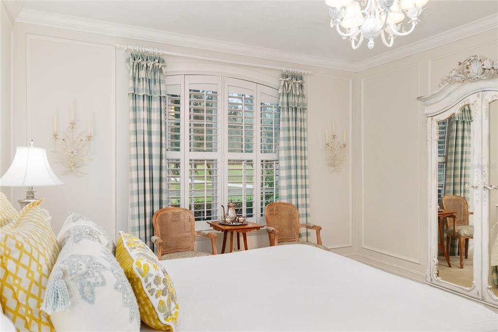 For Sale: $1,595,000 (5 beds, 4 baths, 4176 Square Feet)