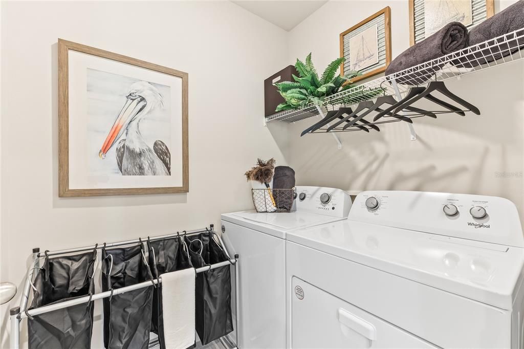 For Sale: $319,999 (4 beds, 2 baths, 1828 Square Feet)