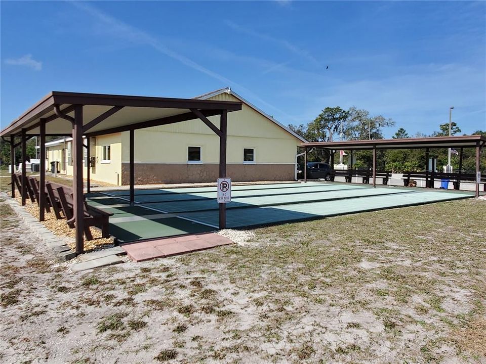 На продажу: $135,000 (2 спален, 1 ванн, 1120 Квадратных фут)